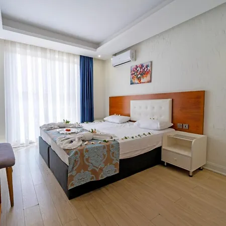 Aparthotel Hey Lara
