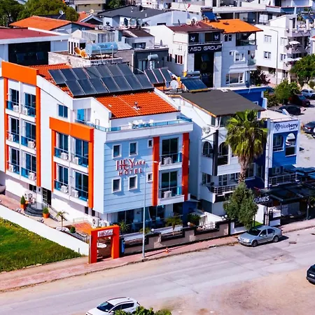 Hey Lara Aparthotel